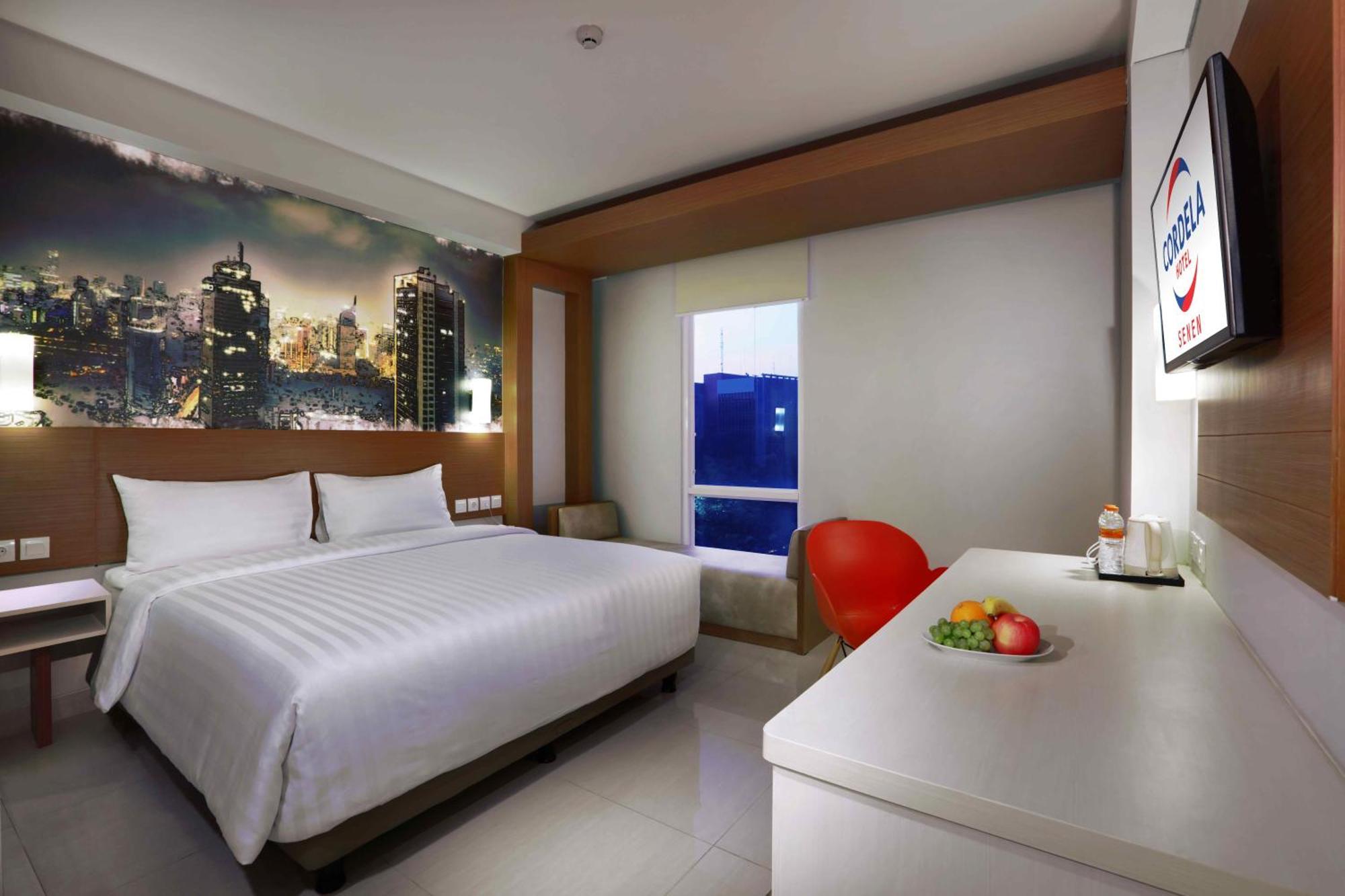 Deluxe Business Room